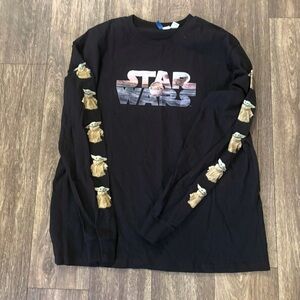 NWOT H&M Star Wars Mandolorian Baby Yoda Grogu Long Sleeve Tee